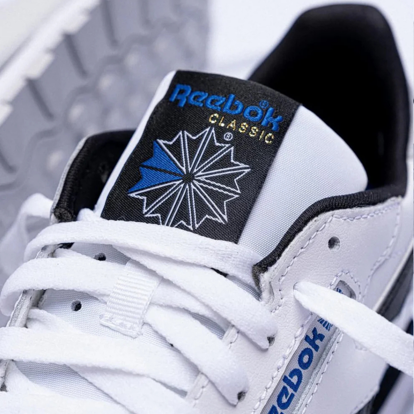 REEBOK CLASSIC LEATHER CLIP FTWWHT/PURGRY/VECB