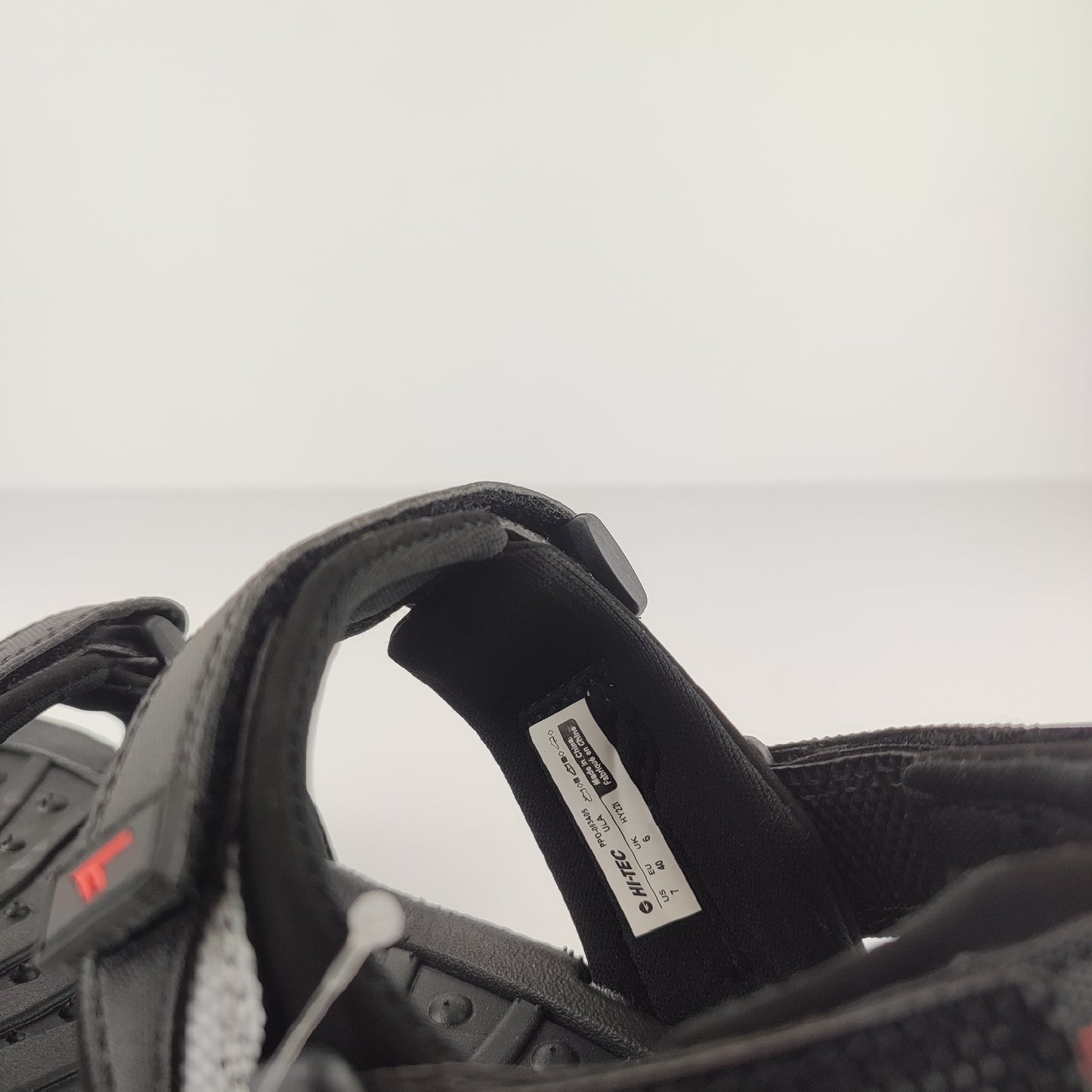 SANDALE HI-TEC BLACK/RED