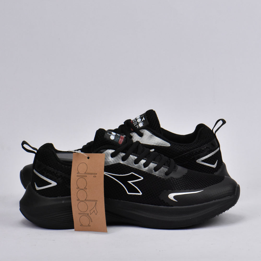 DIADORA MINUMBUS BLACK