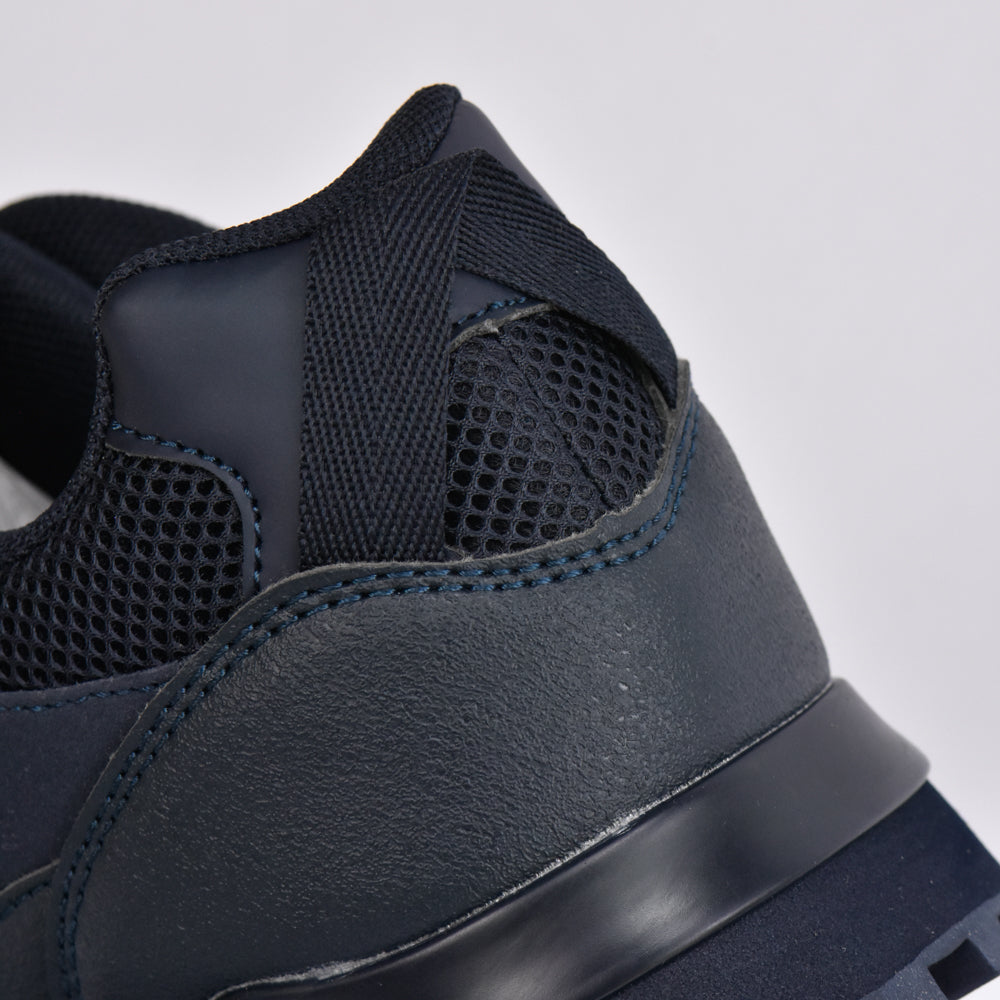 CHAMPION ™ S22147-BS501