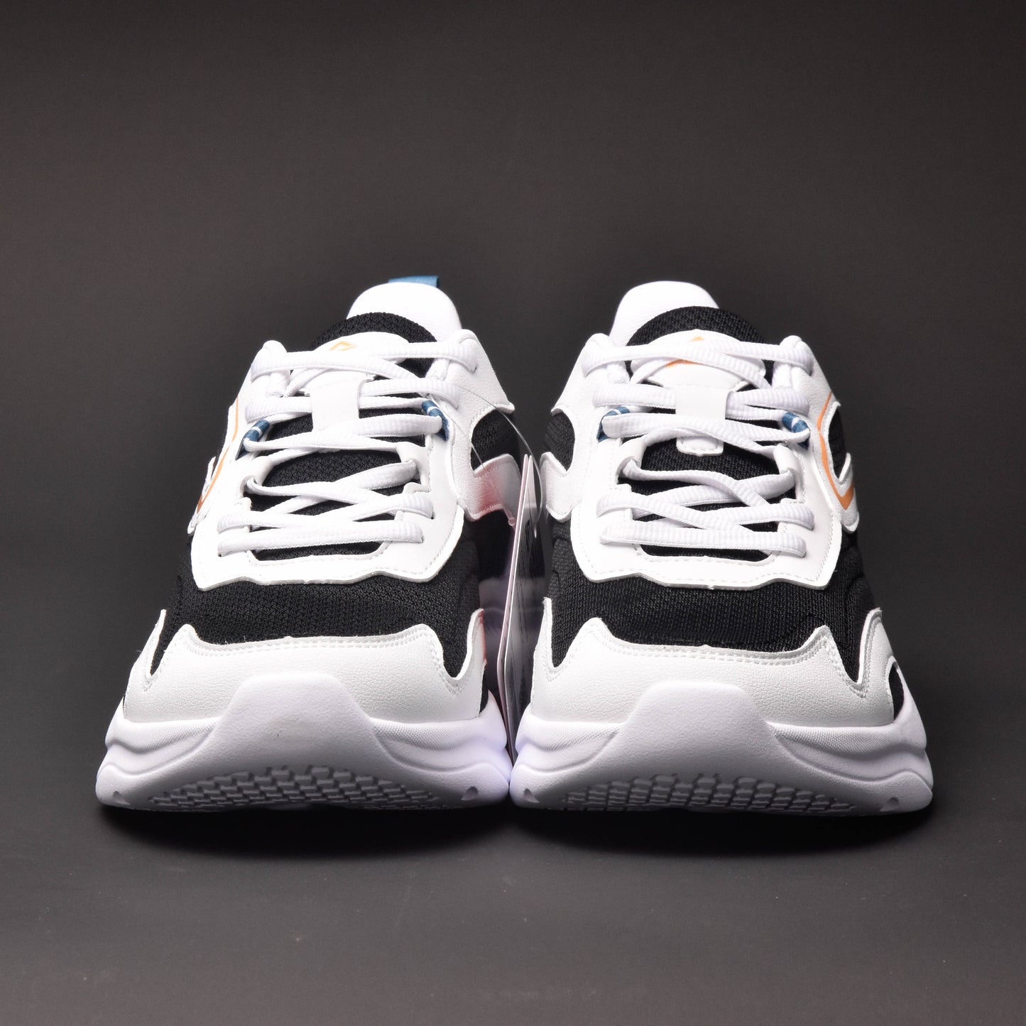 PEAK WALKING SHOES WHITE/BLACK