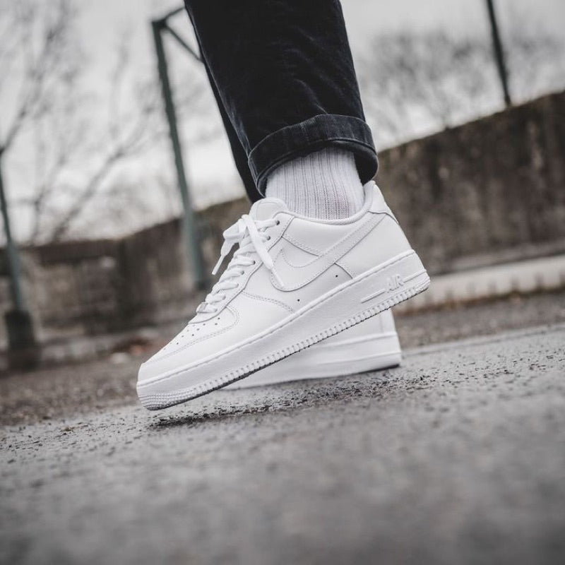 NIKE AIR FORCE 1 CW2288-111