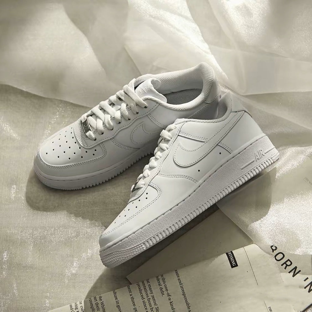 NIKE AIR FORCE 1 CW2288-111